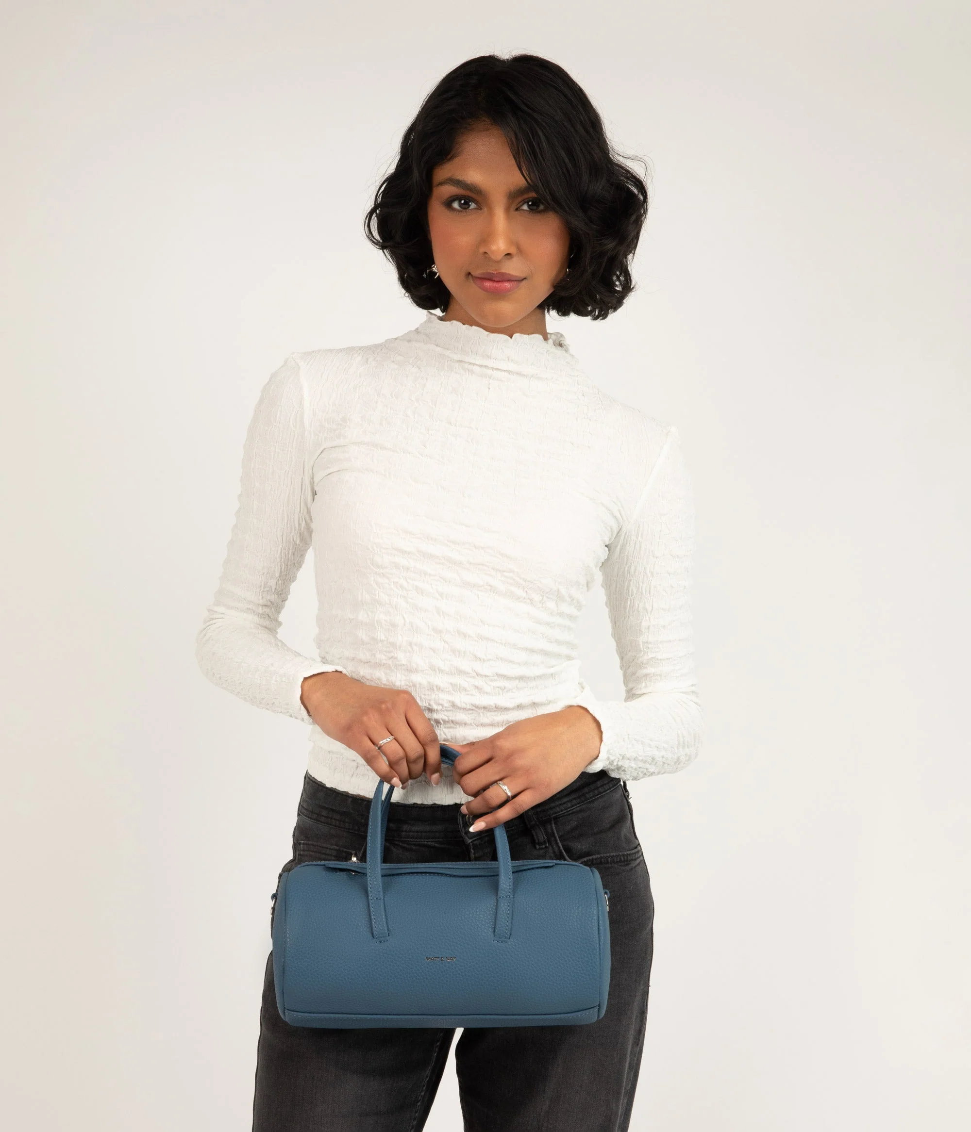 INES Vegan Barrel Bag - Purity - Image 16