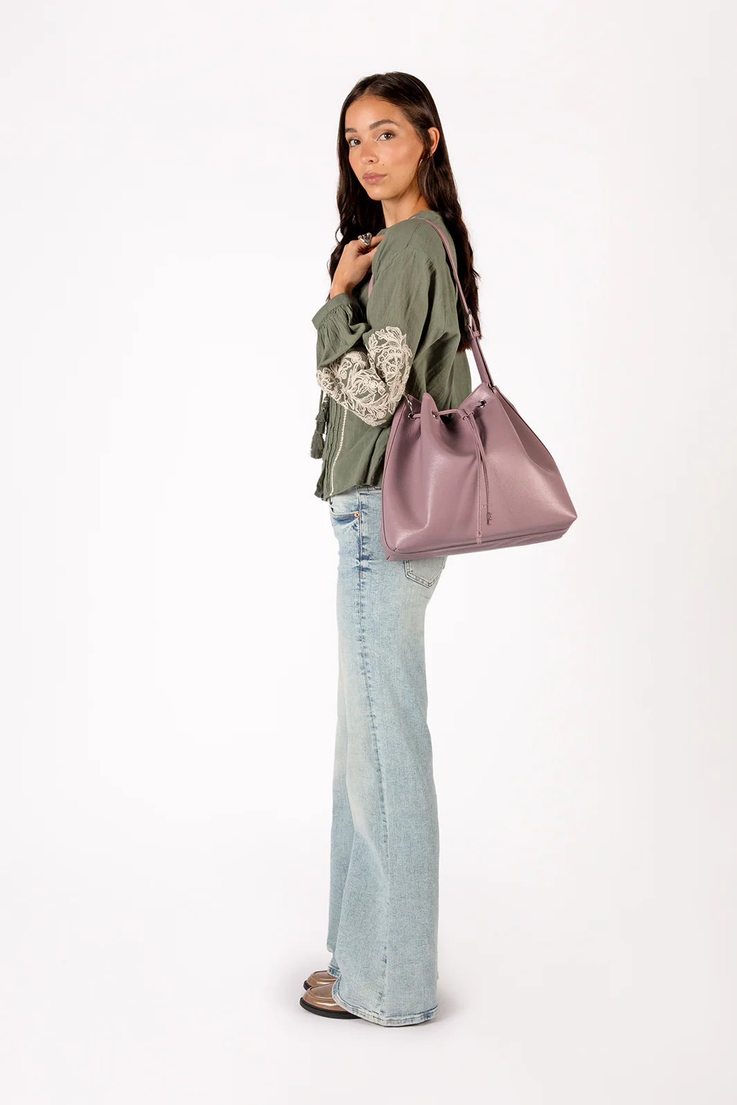 JAN Vegan Bucket Bag – Theme - Image 37